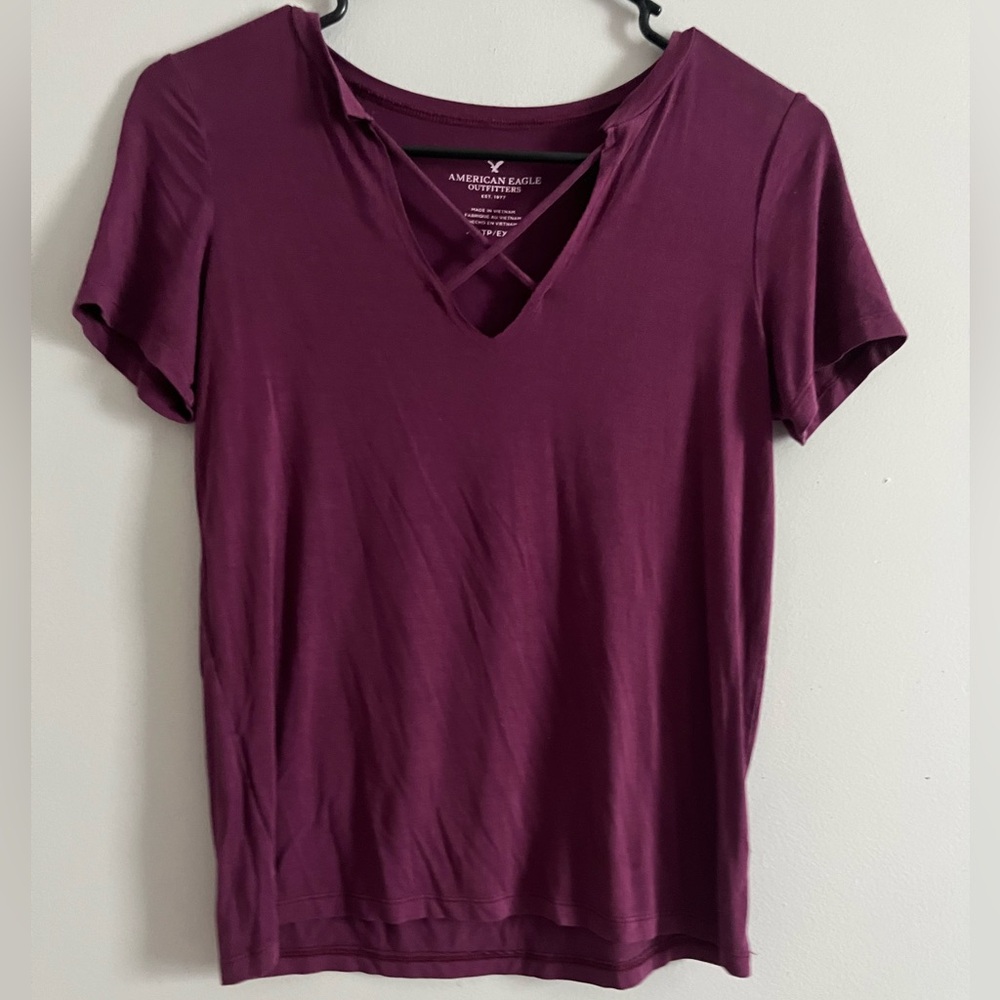 American eagle soft t-shirt